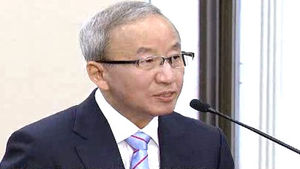 현오서 인사청문회&hellip;리더십&middot;경제민주화 추궁