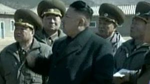 北 김정은, 연평&middot;백령도 겨냥 포사격 훈련 지도