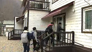 실속여행지로 떠오른 대성리 캠핑장 '활기'