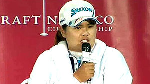 박인비 나비스코 우승&hellip;'풍덩' 연못 세리머니