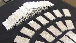 금괴 이어 은괴 '불티'&hellip;구입 시 주의할 점은?