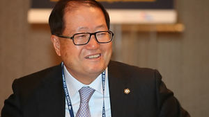 신영무 전 변협회장 "K팝스타 같은 변호사 나올 것"