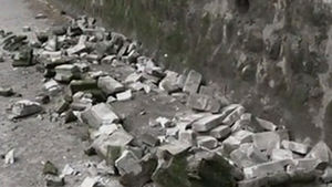 중국 지진지역 산사태 잇따라&hellip;고립 장기화