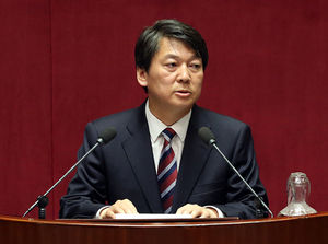민주-안철수, 5&middot;18에 호남 민심잡기 첫 격돌