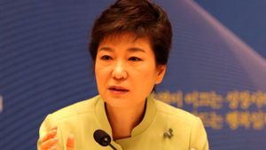 박 대통령, 개성공단 완제품 반출회담 北제의 지시