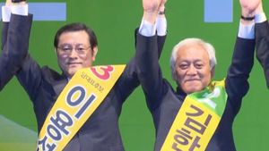 민주통합, '민주당'으로 당명 개정&hellip;새 당 대표 곧 선출