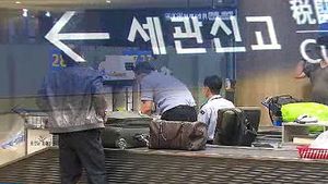 현실성 없는 면세한도&hellip;25년째 400달러 '꽁꽁'