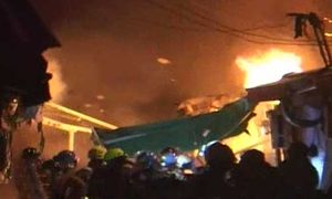서울 석촌동 영세상가 밀집지역서 화재&hellip;점포 10곳 태워