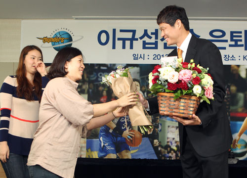 이규섭 은퇴