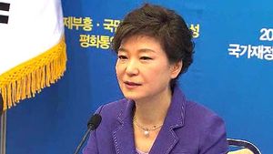 박 대통령 "공약 가계부 작성해 국민께 제시"