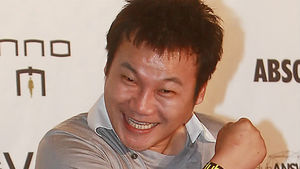 개그맨 김현철, 13세 연하 신부와 결혼
