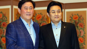 여야 원내대표, 국회쇄신 법안 신속 처리키로