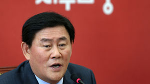 최경환 "통상임금에 상여금 일괄 포함하면 혼란"