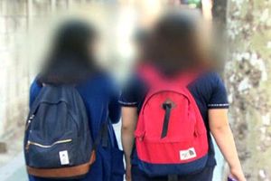 "짚신 신지 마라" 규정도&hellip;상식 넘어선 학칙