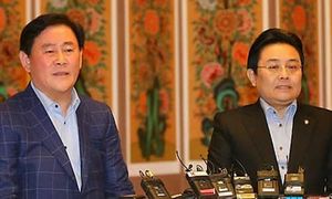 최경환 "국민 희망줘야"&hellip;전병헌 "정치믿음 회복해야"