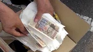 8년 동안 가짜 돈으로 생활&hellip;신출귀몰 위폐범