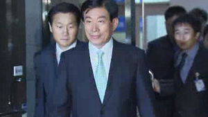 검찰 "원세훈 전 원장 신병처리 결론 못 내"