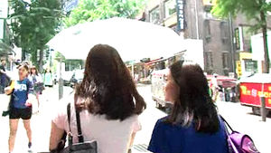 "자외선 차단제 외출 15분전&middot;2시간 간격으로 발라야"
