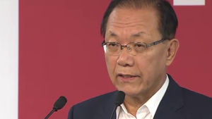 황우여 "국내 복수공장제 등 개성공단지원법 검토"