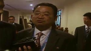 北 "미국, 전제조건 없이 고위급 대화 응하라"
