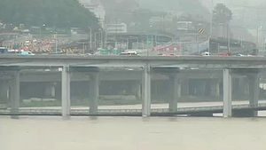 서울 잠수교 차량 통행 재개&hellip;보행자 이동은 통제
