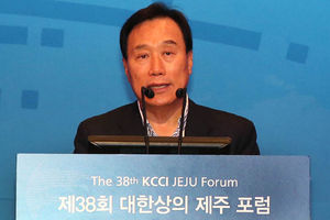 [취재파일] 박 대통령 '경제 과외교사' 김광두의 경제 살리기 3대 해법
