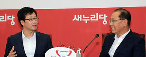 황우여, 취임인사 온 천호선과 대화록 '이견'