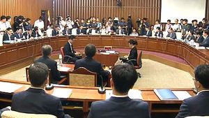 국정원 국정조사 시작&hellip;폭로&middot;고성 공방전