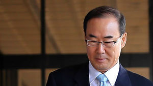 검찰, 'CJ 뇌물수수 혐의' 전군표 전 청장 구속영장 청구