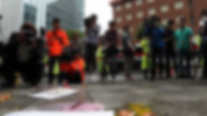 일본대사관 향해 계란투척 40대 범칙금 3만 원