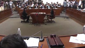"외압 있었다" "개입 지시 없었다" 엇갈린 증언
