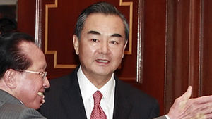 中외교부장, 시리아 무력 개입 반대 재천명