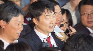 [영상] 이석기 의원 구인&hellip;몸싸움 끝에 유치장 수감