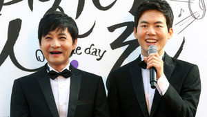 김조광수 감독 공개 결혼&hellip;국내 첫 동성 연인 결혼식