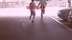 경찰 검문 피한 빈집털이범, 형사 과장에 '덜미'