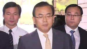 '뇌물수수 혐의' 박영준 전 차관 기소