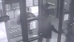 美 해군시설 총기난사 CCTV 일부 공개