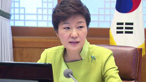 진영 장관 사표 수리&hellip;"피한다고 해결 안 돼"