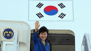 [핫포토] APEC 참가 위해 순방길 오른 박근혜 대통령