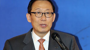 진영욱 정책금융공사 사장 사의 표명