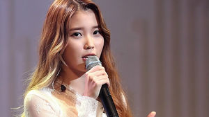 '아이유 결혼설' 누리꾼 불기소&hellip;사회봉사 조건