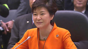 박 대통령 "북한, 미얀마 개혁&middot;개방 본받아야"