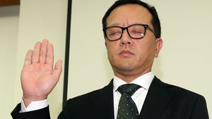 [핫포토] 눈 감은 전재국