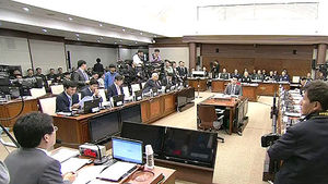 국감 현장 전직 의원 출신 기관장 '혼쭐'