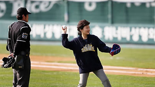 박근혜 시구_500