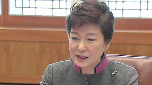박 대통령 "선거 개입 의혹 철저히 규명할 것"