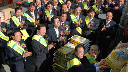 칼럼 쌀사주기 50