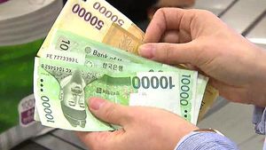 꽉 닫힌 지갑&hellip;가계 흑자 사상 최고 '불황형 흑자'