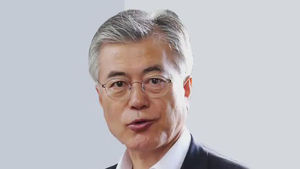 문재인 차기대선 도전 시사에 민주 지도부 '곤혹'