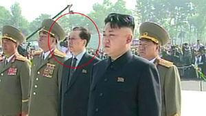 "北 장성택 실각한 듯&hellip;측근 이용하&middot;장수길 공개처형"